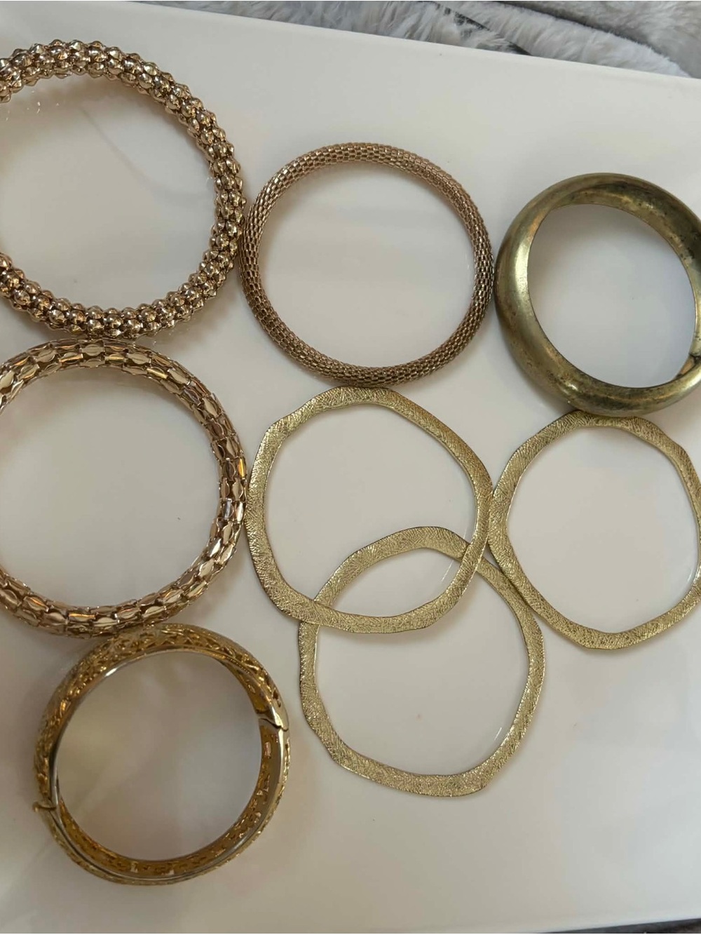Gold Tone Women's Bangle Bracelet Set